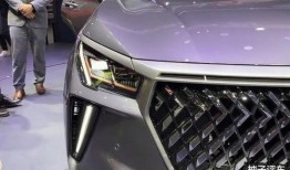 国产少,英勇无畏，砥砺前行